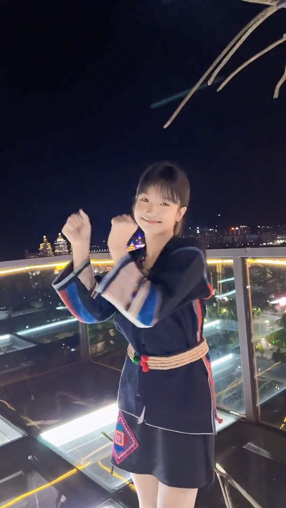 น้องมี่